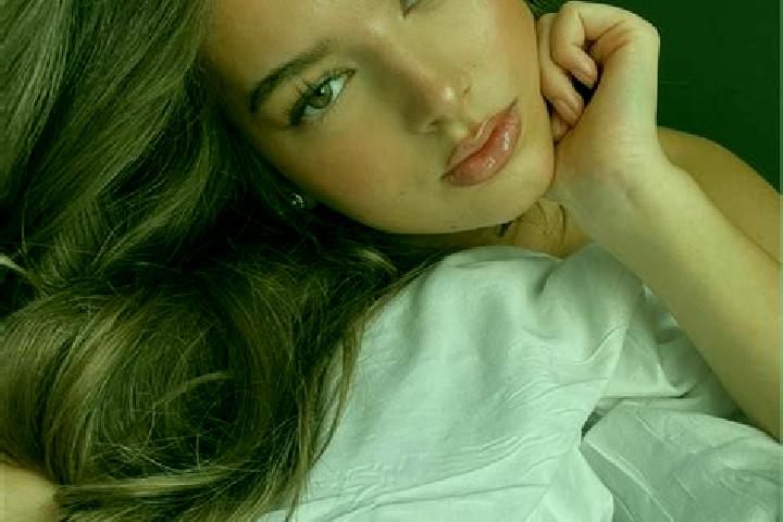 Avery, 36, a brunette hazel-eyed latina companion based in Lavras da Mangabeira. Offering Roleplay, Tantra, Striptease, CIM. Available for incall and outcall...