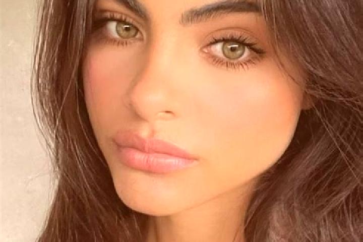 Avery, 36, a chestnut green-eyed indian companion based in San Jose. Offering Overnight, BDSM, Party Girl, Tantra. Available for incall and outcall, overnigh...