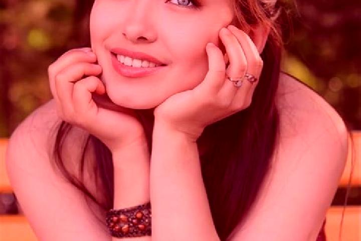 Avery, 36, a red blue-eyed asian companion based in Beizang. Offering GFE, Duos, Massage, Striptease. Available for incall and outcall, day and evening dates.