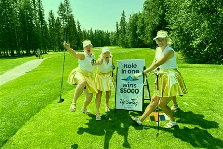 Avery, 36 — Escort in Aloha Estates, Canada