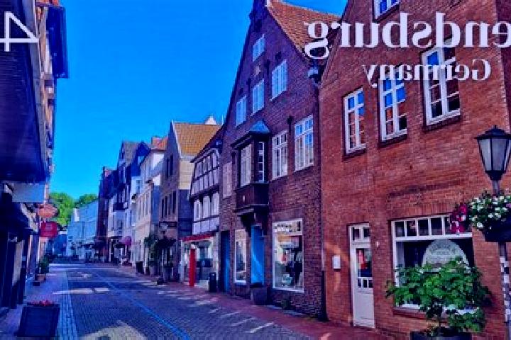 Avery, 36 — Escort in Busdorf, Germany