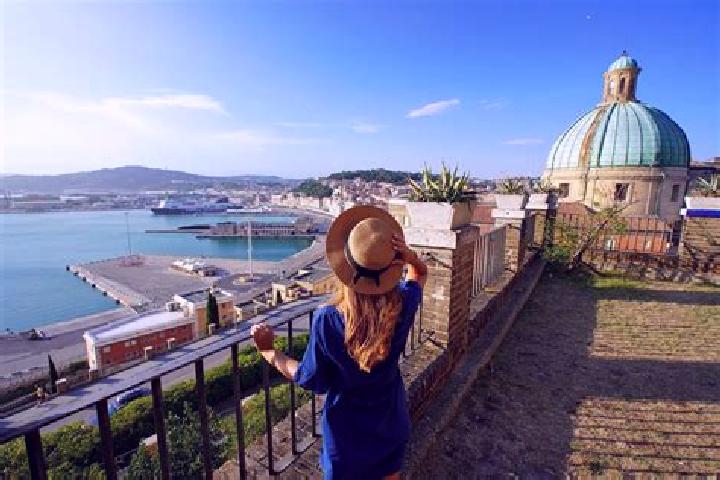 Avery, 36 — Escort in Le Grazie di Ancona, Italy