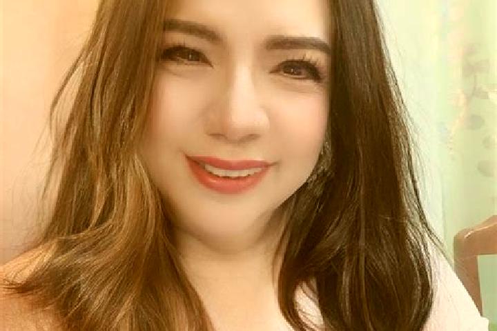 Avery, 36 — Escort in Lesslie, United States
