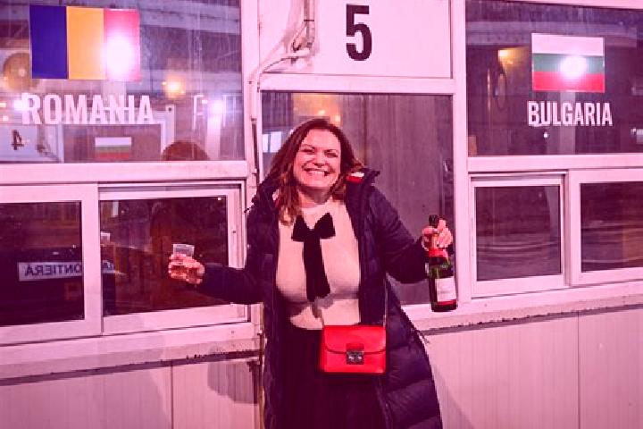 Avery, 36 — Escort in Macesti, Romania