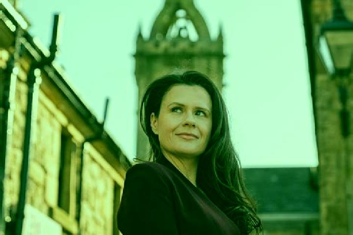 Avery, 36 — Escort in West Kilbride, United Kingdom