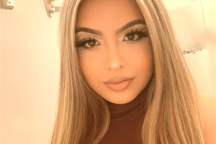 Avery, 37, a blonde grey-eyed latina companion based in Neritz. Offering Dinner Date, A-Level, Domination, Couples, Striptease. Available for incall and outc...