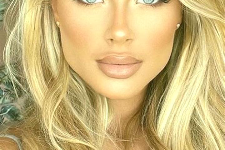 Avery, 37, a blonde hazel-eyed latina companion based in Vetto. Offering Erotic Massage, Roleplay, Girlfriend Experience, Striptease, Couples. Available for ...