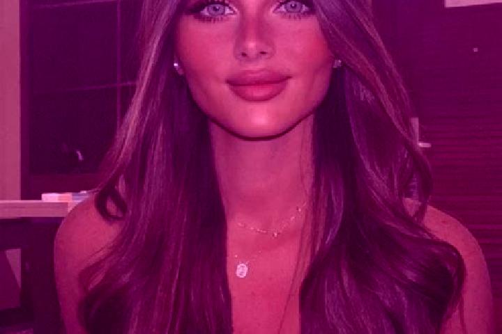 Avery, 37, a brunette dark-eyed mixed companion based in Santo Domingo de Onzole. Offering Party Girl, Deep French Kissing, Erotic Massage, Massage, Prostate...