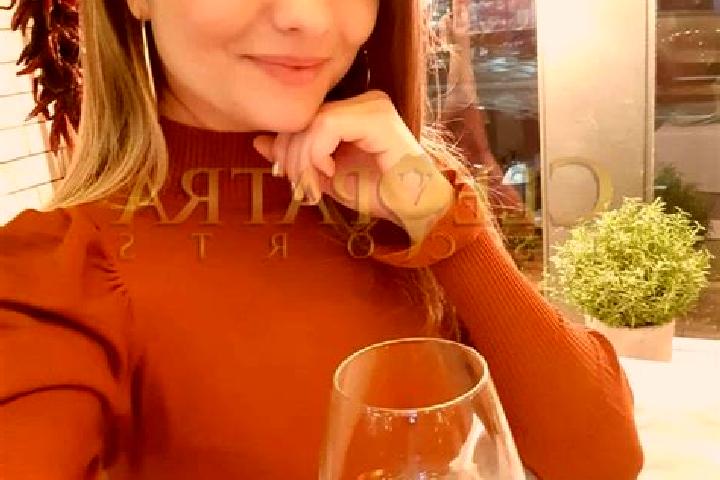 Avery, 37, a red grey-eyed latina companion based in Villaflores. Offering Deep French Kissing, Erotic Massage, OWO, GFE. Available for incall and outcall, o...