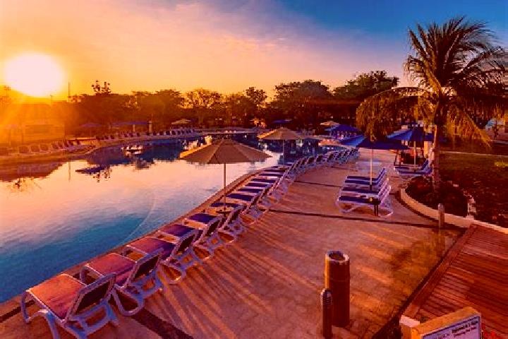 Avery, 37 — Escort in Anse-a-Pitre, Haiti