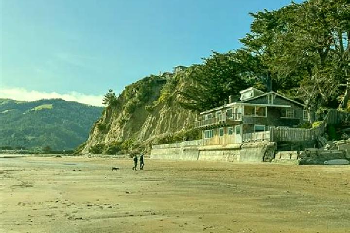 Avery, 37 — Escort in Bolinas, United States
