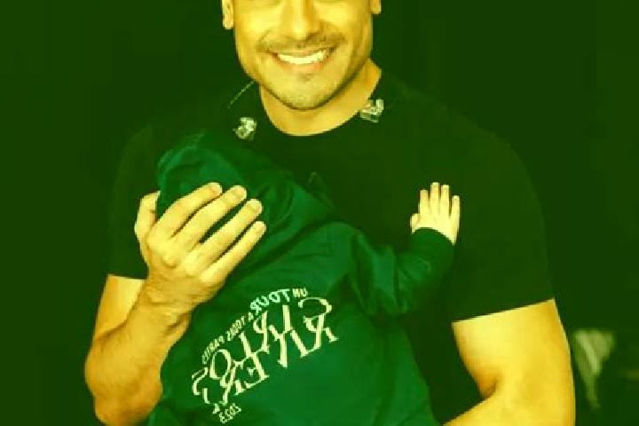 Avery, 37 — Escort in Carlos Gomes, Brazil