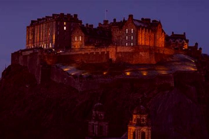 Avery, 37 — Escort in Edinburgh, United States