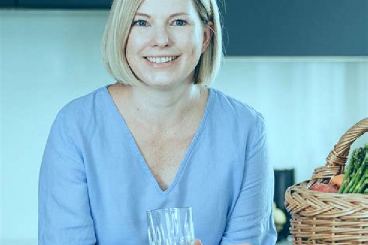 Avery, 37 — Escort in Glott, Germany