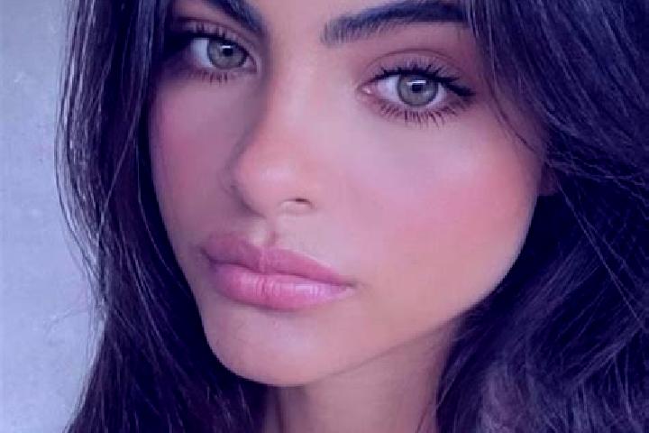 Avery, 38, a dark blonde dark-eyed indian companion based in Banzhu. Offering Dinner Date, Striptease, OWO, Travel Companion. Available for incall and outcal...