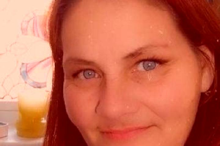 Avery, 38, a red dark-eyed slavic companion based in Del Rey. Offering Duos, GFE, Girlfriend Experience, Fetish. Available for incall and outcall, day and ev...