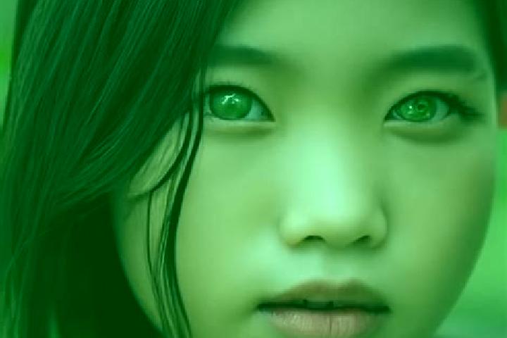 Avery, 38, a red green-eyed asian companion based in Rougemont. Offering Deep French Kissing, Overnight, Tantra, Striptease, CIM. Available for incall and ou...