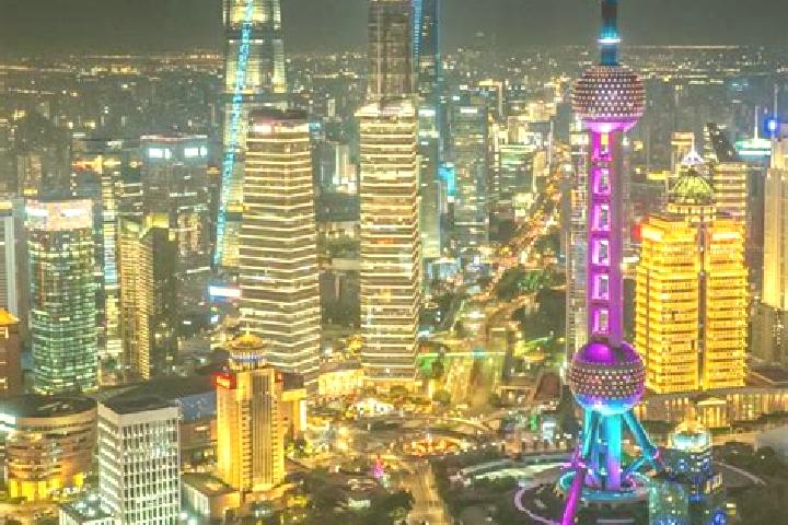 Avery, 38 — Escort in Changchi, China