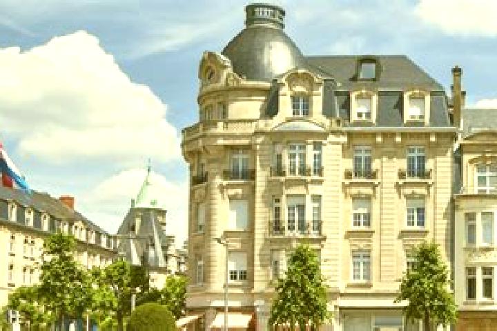 Avery, 38 — Escort in Fingig, Luxembourg