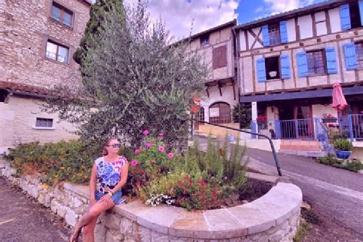 Avery, 38 — Escort in Montaigu, France