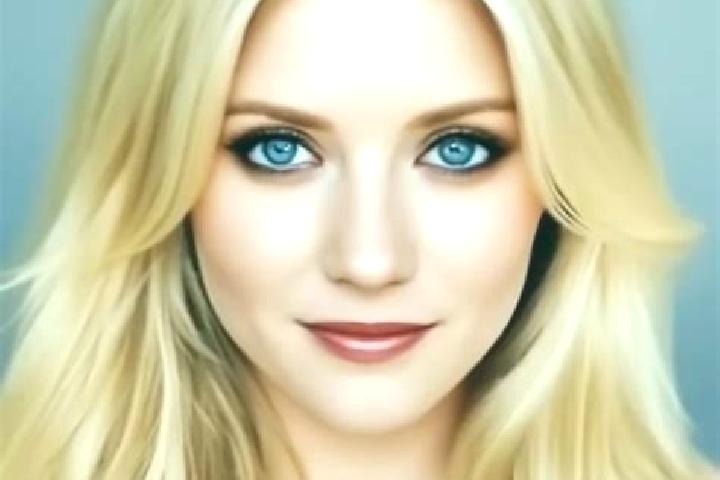 Avery, 39, a blonde amber-eyed mixed companion based in Watublapi. Offering BDSM, Massage, Roleplay. Available for incall and outcall, overnight bookings ava...