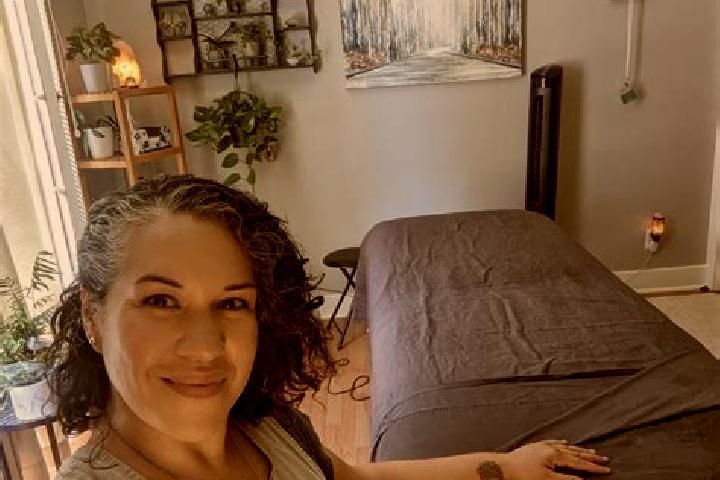 Avery, 39, a brunette grey-eyed mixed companion based in Kulunda. Offering Roleplay, Massage, Overnight. Available for incall and outcall, day and evening da...