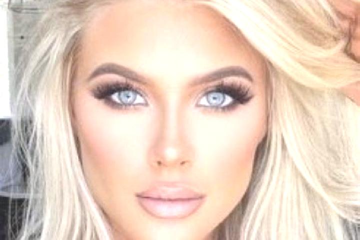 Avery, 39, a platinum blonde grey-eyed mixed companion based in Karangsubagan. Offering OWO, Travel Companion, A-Level. Available for incall and outcall, ove...