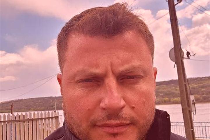 Avery, 39 — Escort in Chirnogi, Romania