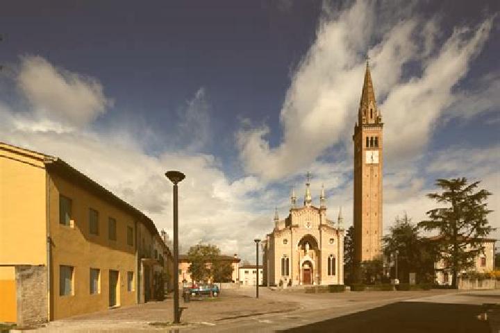 Avery, 39 — Escort in Santa Lucia di Piave, Italy
