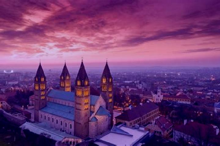 Avery, 39 — Escort in Szent Imre-kertvaros, Hungary