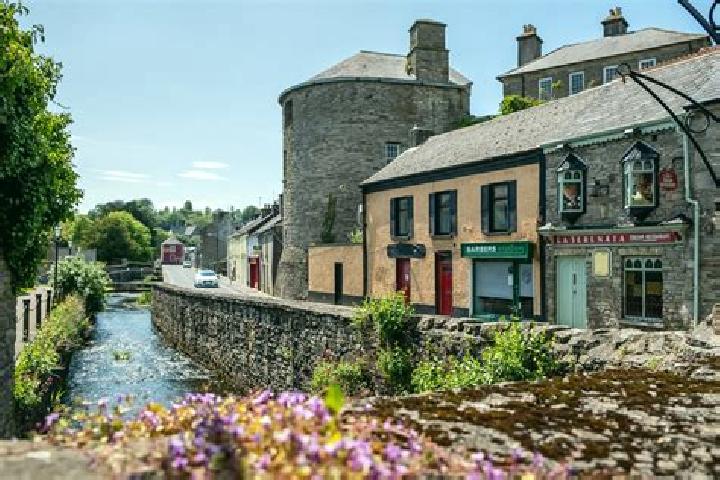 Browse escort listings across 12 pages of cities in Ireland. Local companions, services and rates. Page 12 of 12.