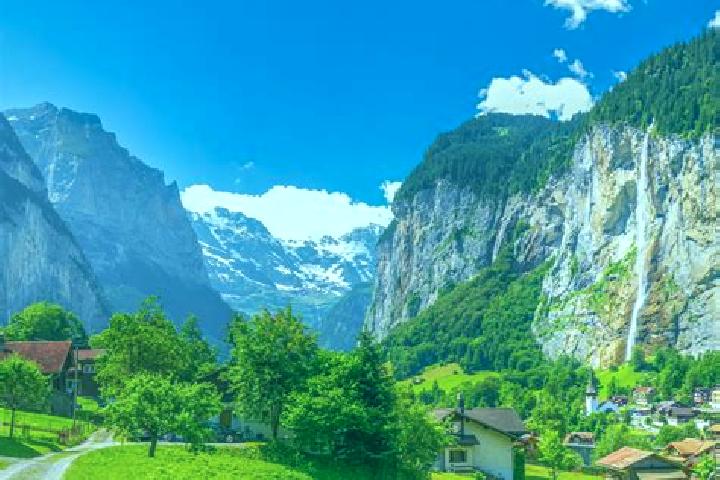 Browse escort listings across 38 pages of cities in Switzerland. Local companions, services and rates. Page 20 of 38.