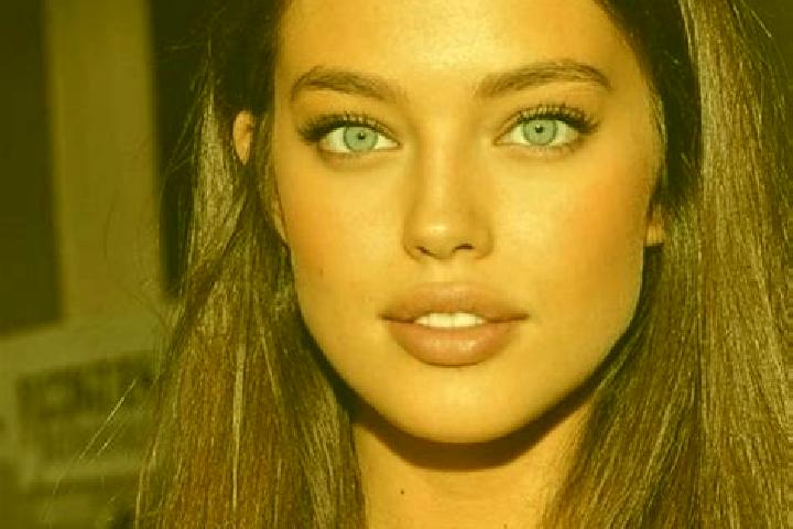 Chloe, 20, a chestnut green-eyed caucasian companion based in Kemmern. Offering Travel Companion, Deep French Kissing, Overnight. Available for incall and ou...