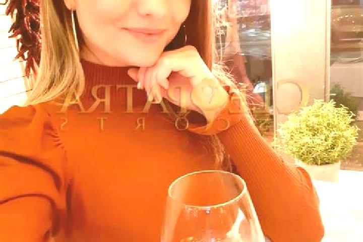 Chloe, 20, a chestnut grey-eyed caucasian companion based in Boutisso. Offering GFE, Erotic Massage, Striptease, OWO, Overnight. Available for incall and out...