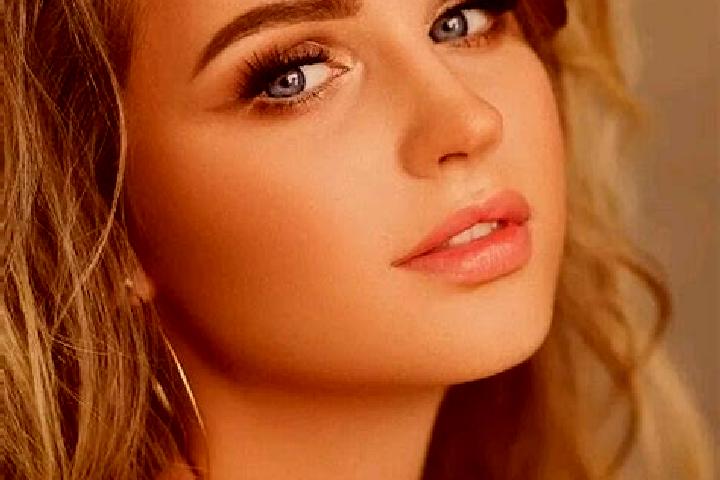 Chloe, 20, a dark blonde blue-eyed indian companion based in Santa Ana Cuauhtemoc. Offering CIM, Deep French Kissing, Duos, Party Girl. Available for incall ...