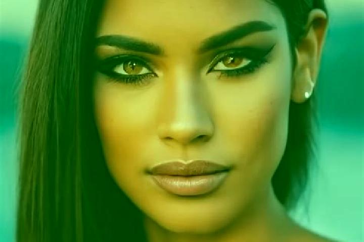 Chloe, 20, a dark blonde hazel-eyed latina companion based in Gokul. Offering Dinner Date, GFE, Travel Companion. Available for incall and outcall, day and e...