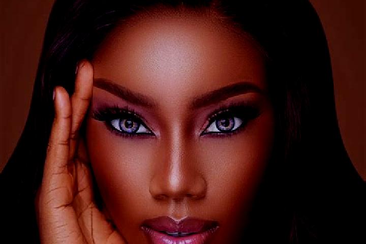 Chloe, 20, a red blue-eyed ebony companion based in Clackamas. Offering Erotic Massage, Prostate Massage, BDSM. Available for incall and outcall, day and eve...
