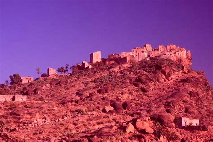 Chloe, 20 — Escort in Al Qurayshiyah, Yemen