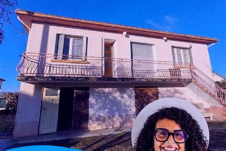 Chloe, 20 — Escort in Aureilhan, France