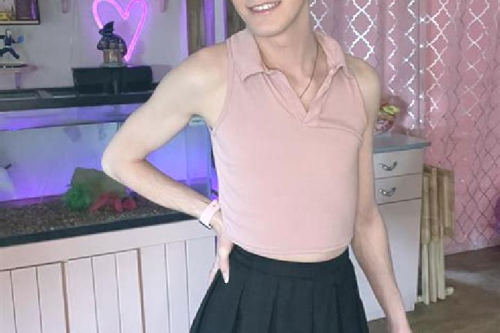 Chloe, 20 — Escort in Cavalcante, Brazil