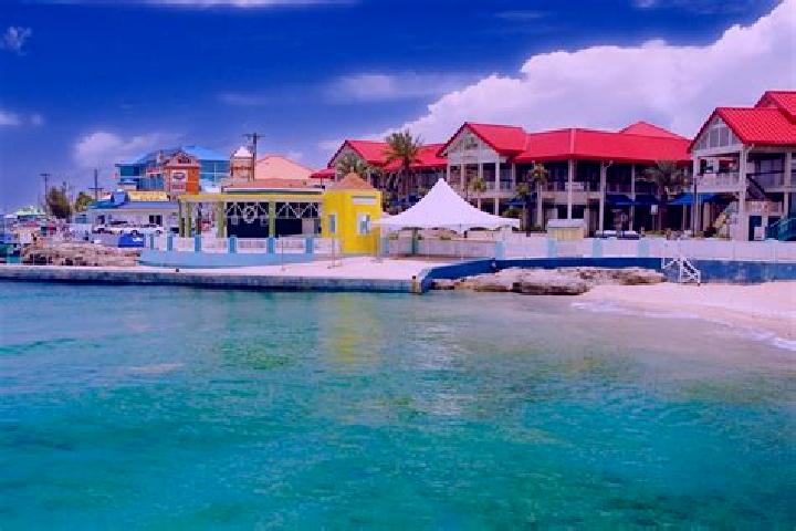 Chloe, 20 — Escort in George Town, Cayman Islands