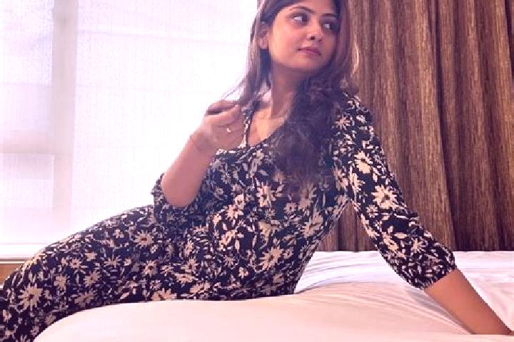 Chloe, 20 — Escort in Kakkanad, India
