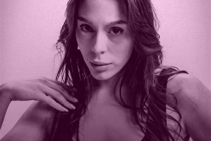 Chloe, 20 — Escort in Lacin, Turkey