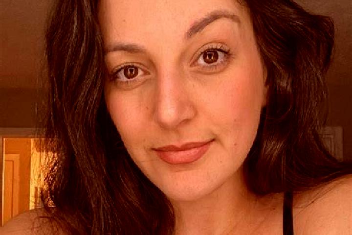 Chloe, 20 — Escort in Muniz, United States