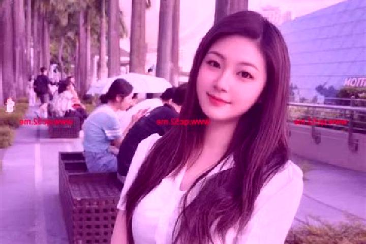 Chloe, 20 — Escort in Qingcheng, China