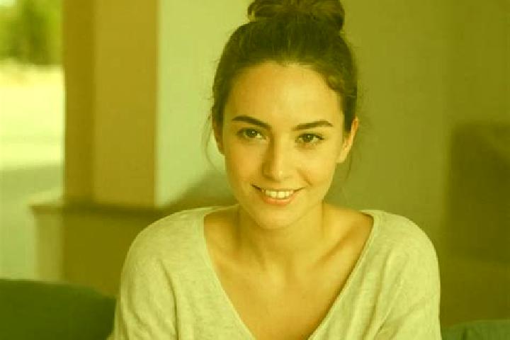 Chloe, 20 — Escort in Sapcote, United Kingdom