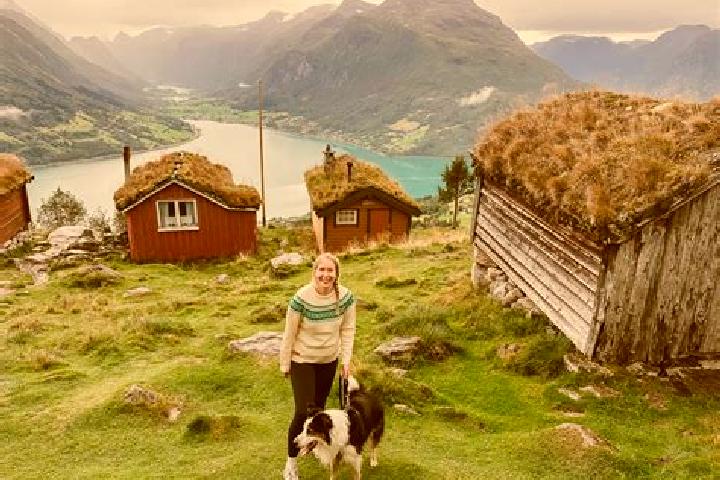 Chloe, 20 — Escort in Segalstad, Norway