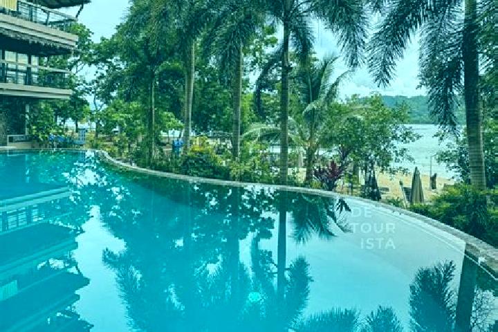 Chloe, 20 — Escort in Sipalay, Philippines