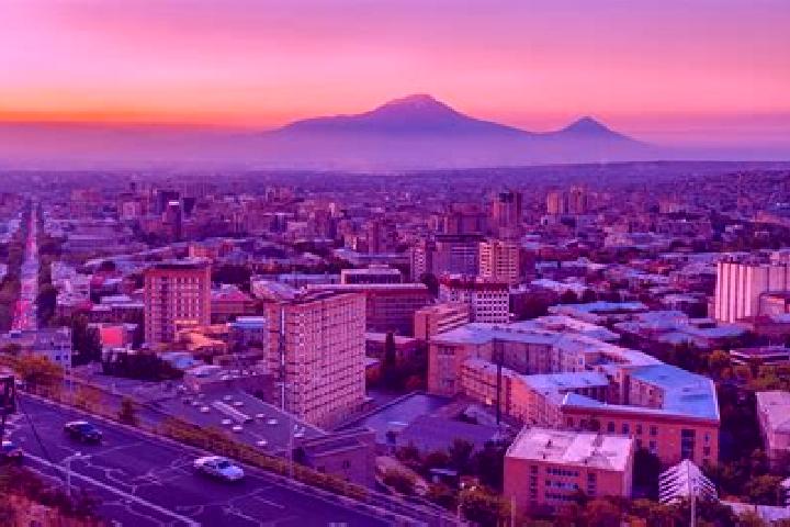 Chloe, 20 — Escort in Sipanik, Armenia