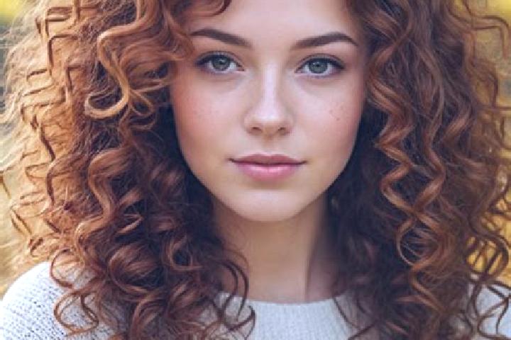 Chloe, 21, a auburn grey-eyed slavic companion based in Novy-Chevrieres. Offering Massage, Prostate Massage, Dinner Date. Available for incall and outcall, d...